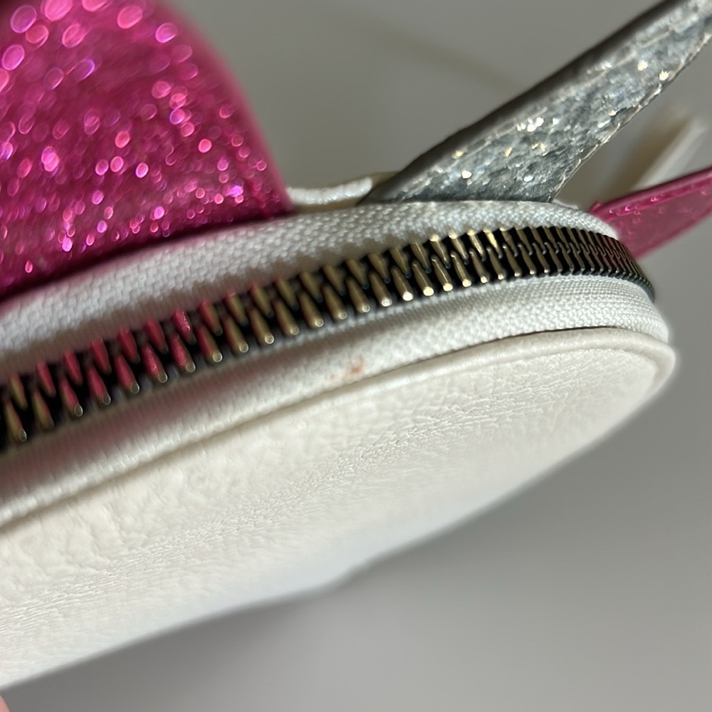 🩷 🥂 Host Pick 🥂 Unicorn Wristlet / Wallet / Coins - Picture 5 of 14